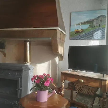 Mimi Pinson Bugey Ideale Deplacement Pro/tourisme Holiday home